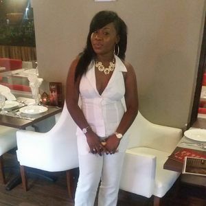 Meet your Posher, Rie rie